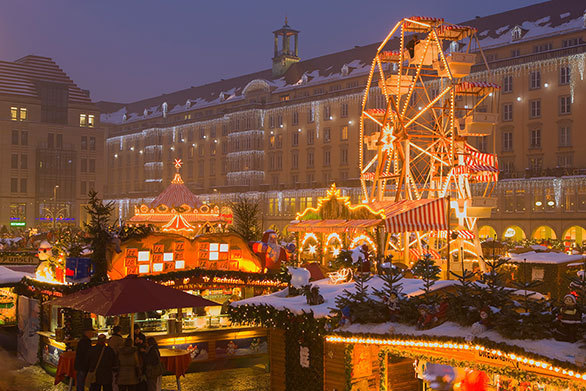 ドイツの美しい古都で開かれる 世界最古のクリスマスマーケット 今日の絶景