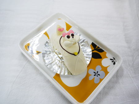 やっぱり別腹 今日のおやつは 柏水堂のプードルケーキ Crea編集部 今日のおやつ