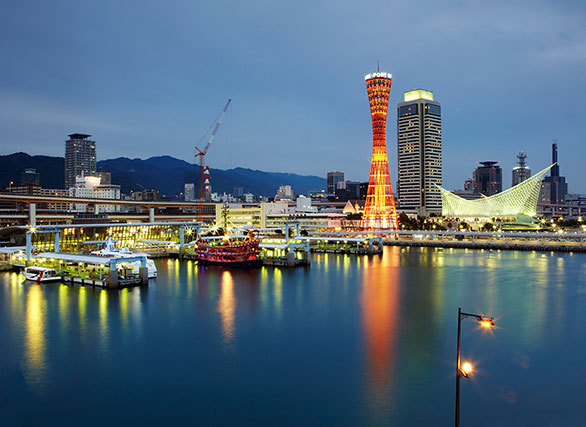 港町神戸が誇る美しきベイエリア メリケンパークの命名の由来とは 今日の絶景