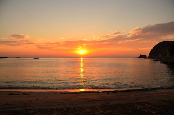 東シナ海に沈む太陽が感動的天草夕陽八景と絶景温泉ベスト5