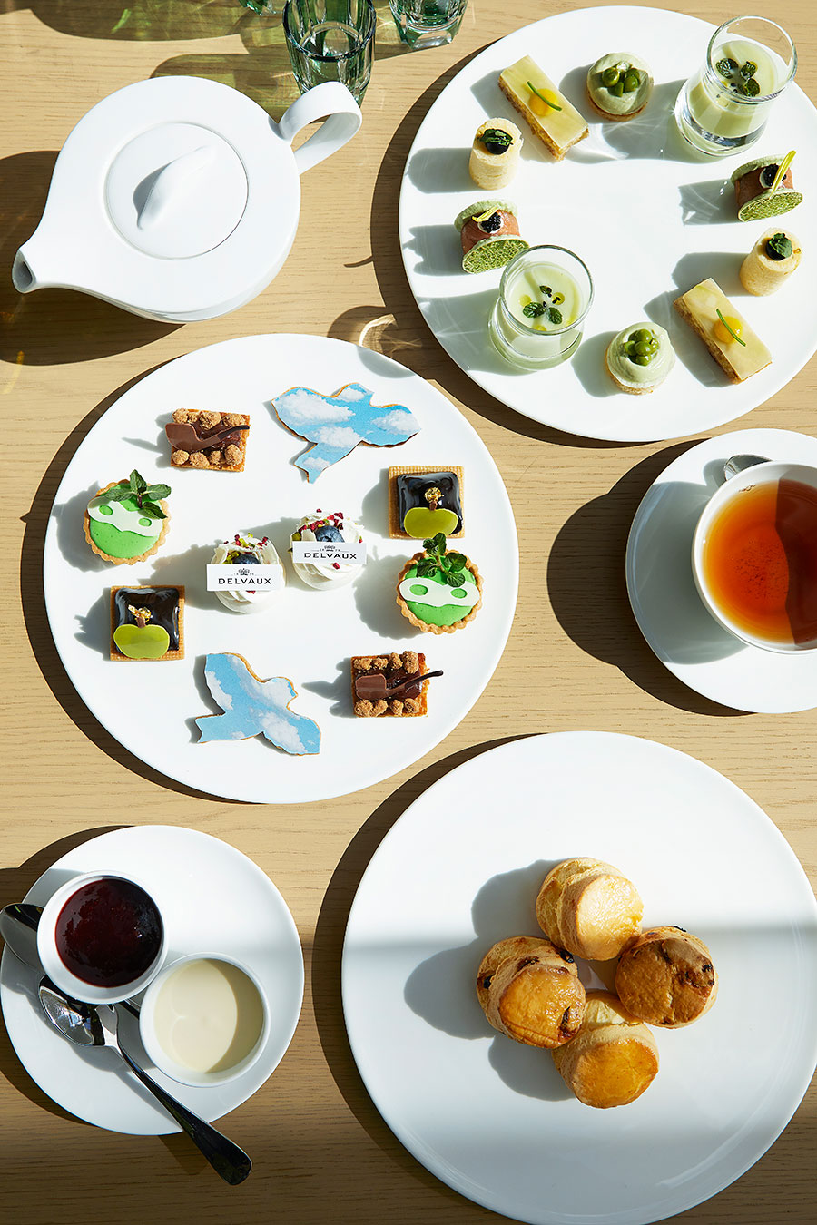 東京エディション虎ノ門 デルヴォー アートなコラボアフタヌーンティー おとなの新作スイーツカレンダー