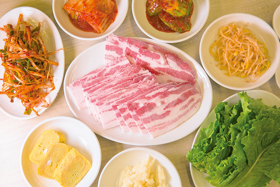 薄切りサムギョプサルの人気店が ソウルのおしゃれエリア 江南に進出 ソウルで豚肉を食べたい サムギョプサルの名店5選