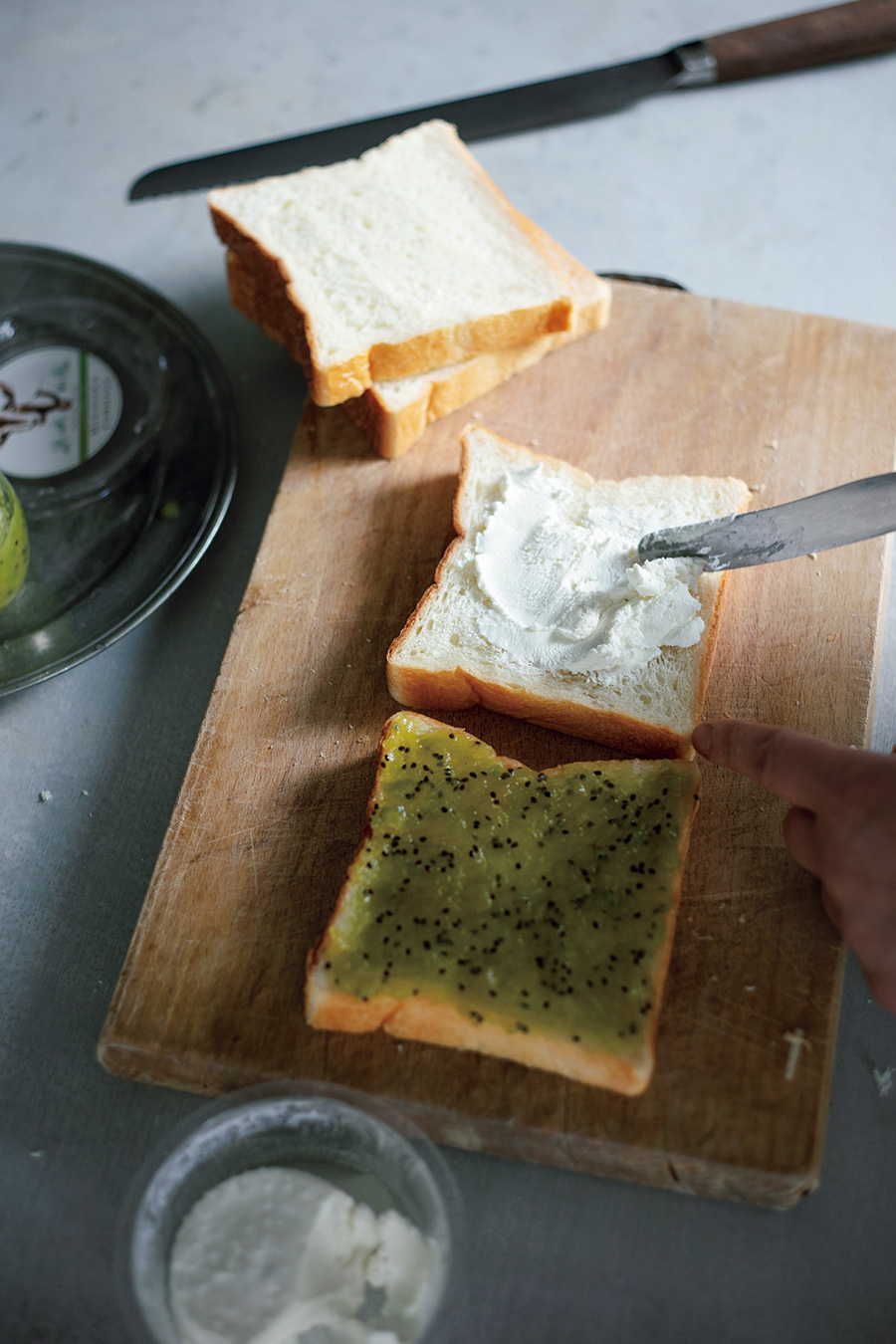 お取り寄せジャムと山羊のチーズで シェーブルジャムサンド を作る お取り寄せ食材で作る 理想のサンドウィッチ6選