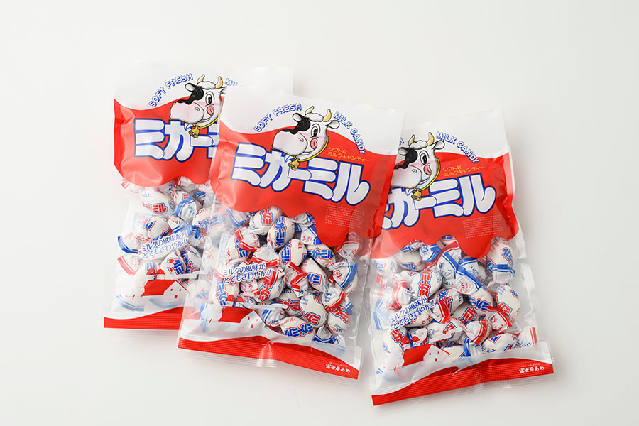 鹿児島県 レトロかわいいお菓子 ミガーミルの目印はお目々パッチリの牛 47都道府県の レトロかわいいお菓子