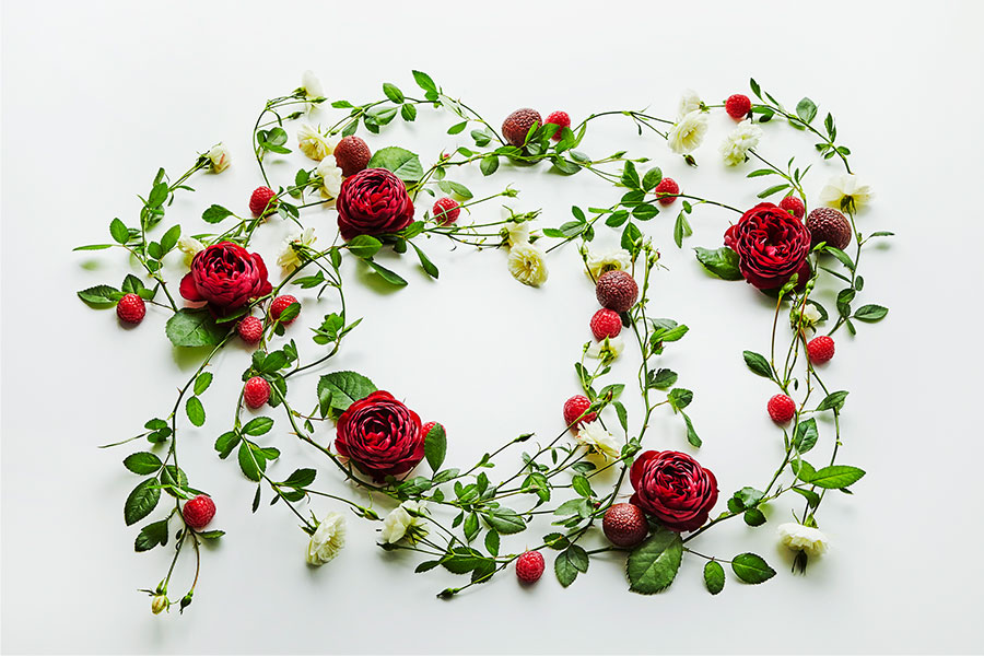 ピエール エルメ パリより発売 母の日に向けた限定コラボギフト おとなの新作スイーツカレンダー