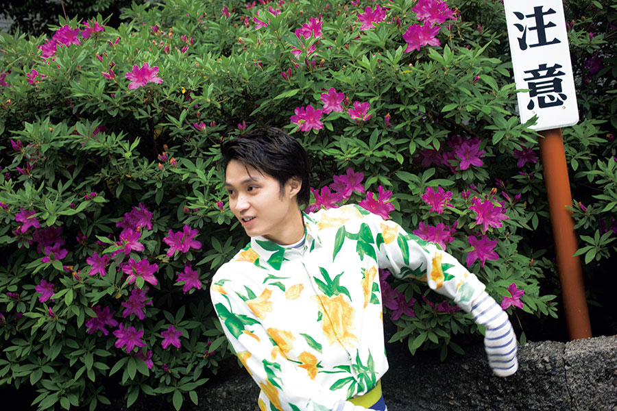 2ページ目 磯村勇斗インタビュー 全文掲載 もう芝居から抜け出せないかも 笑 それほど 演技に取り憑かれている