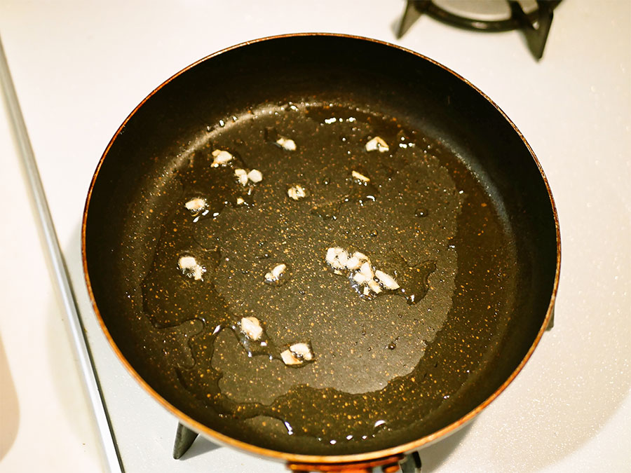 2ページ目 麺なしで粋に ナポリタンの ぬき 軽めの赤ワインに合うおつまみレシピ 白央篤司の罪悪感撲滅自炊入門