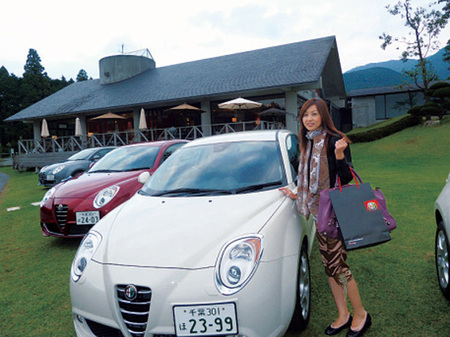 3ページ目 高速道路も気持ちよくドライブできるコンパクトカー