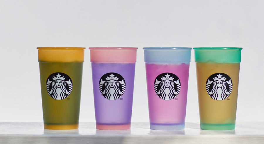 スタバが 自分らしさ を応援 カラフル4色カップをオンライン発売