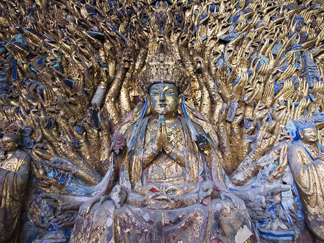 中国　玉石寿山石彫刻　観音像　仏像　置物　V　A77 img_a45d0ba6ea17b53700b3cccca5