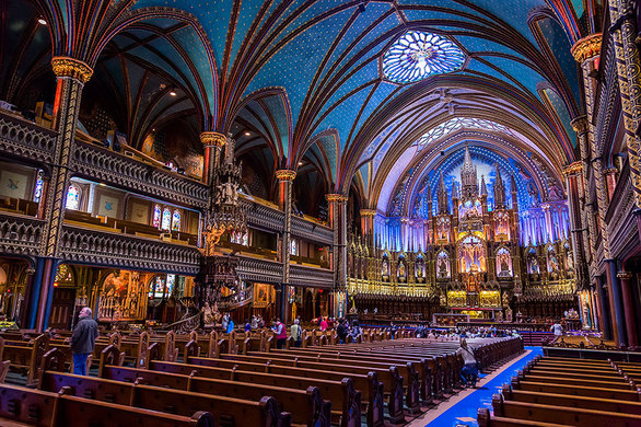 セリーヌ ディオンも結婚式を挙げた 色鮮やかな北米最大の大聖堂 今日の絶景