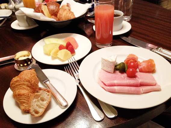 パリジェンヌ気分で今日を始めよう5ツ星ホテルならではの優雅な朝食 小松めぐみの キレイになれる レストラン