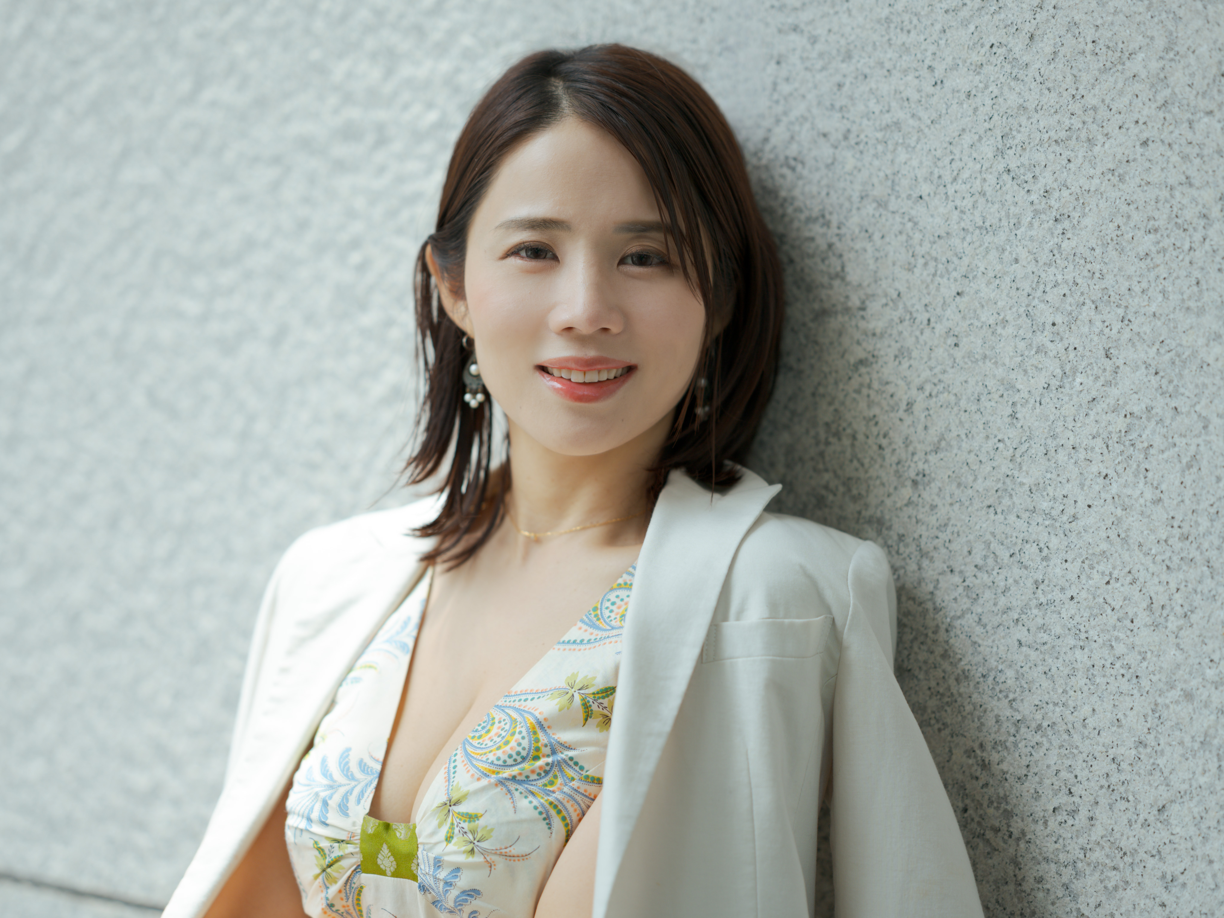 40代で出産》芥川賞候補作家・鈴木涼美が世間一般の“母親らしさ”に抗う 