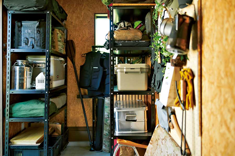 趣味を楽しむ部屋づくり キャンプギアをすっきり収納 ボックスを活用した整理術 Crea Web Goo ニュース