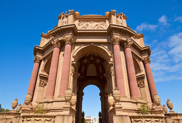 サンフランシスコで出会う古代ローマ風の巨大な殿堂 今日の絶景